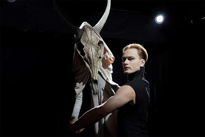 В театре кукол Образцова представили премьеру пластического перформанса