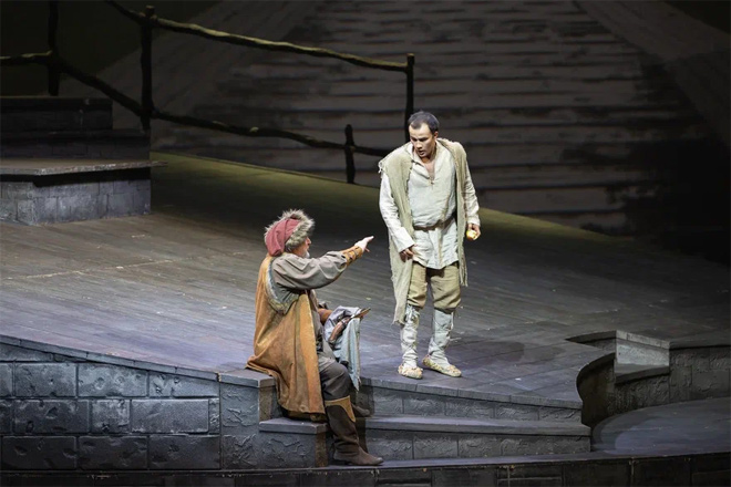 Малый театр показал в Самаре спектакль «Смута. 1609-1611 гг.»