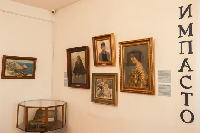 В Красноярске открылась выставка «Импасто»